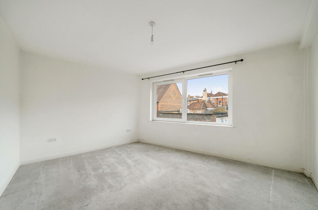 1315636-2-685aa64...