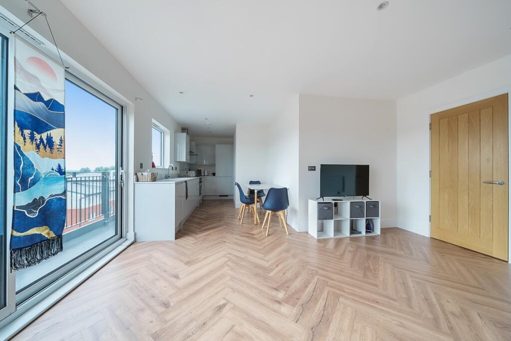 1332239-10-68907b...