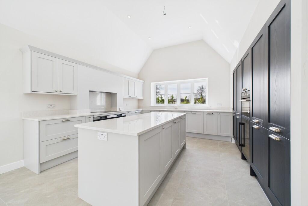 CAM01689G0-PR0456...