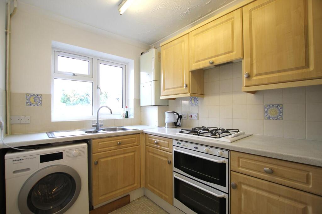 Kitchen.JPG