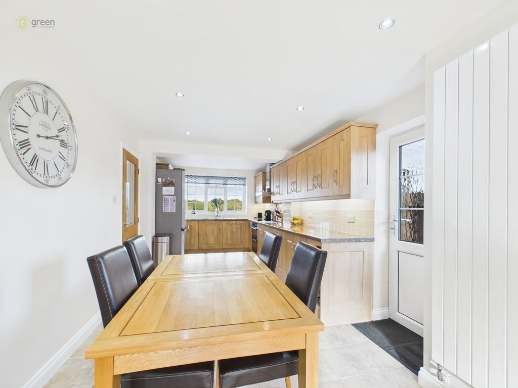 CAM03830G0-PR0236...