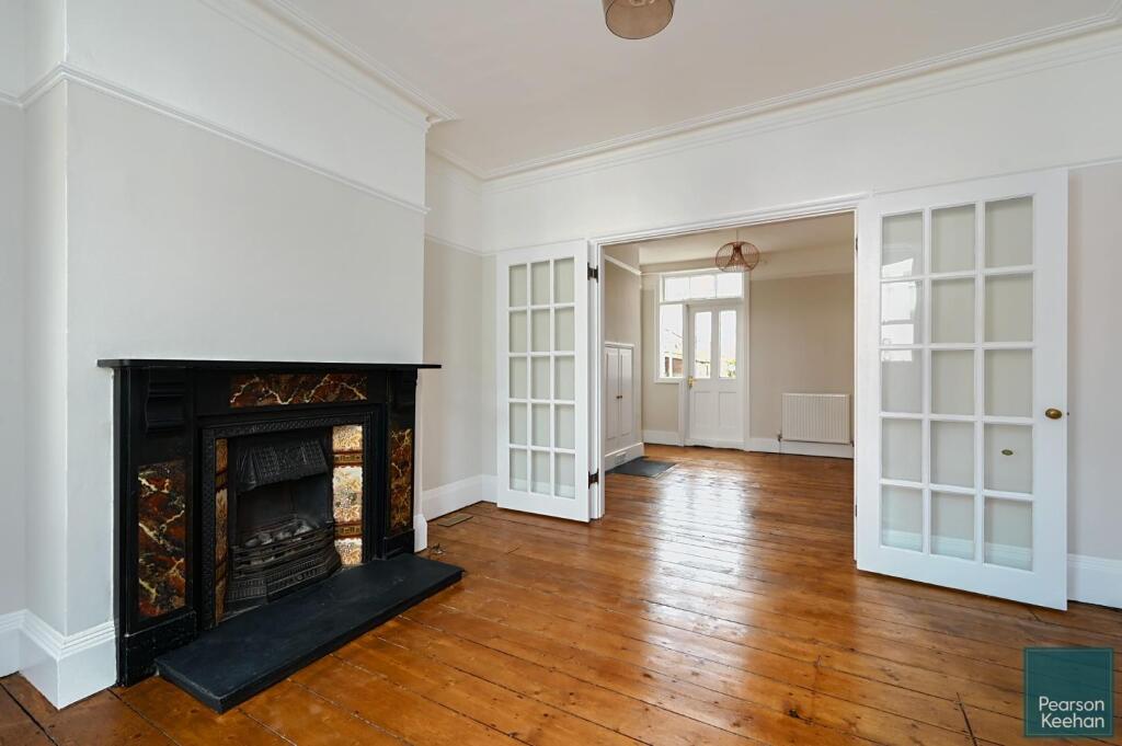 10 Kendal road, BN3 (24).jpg