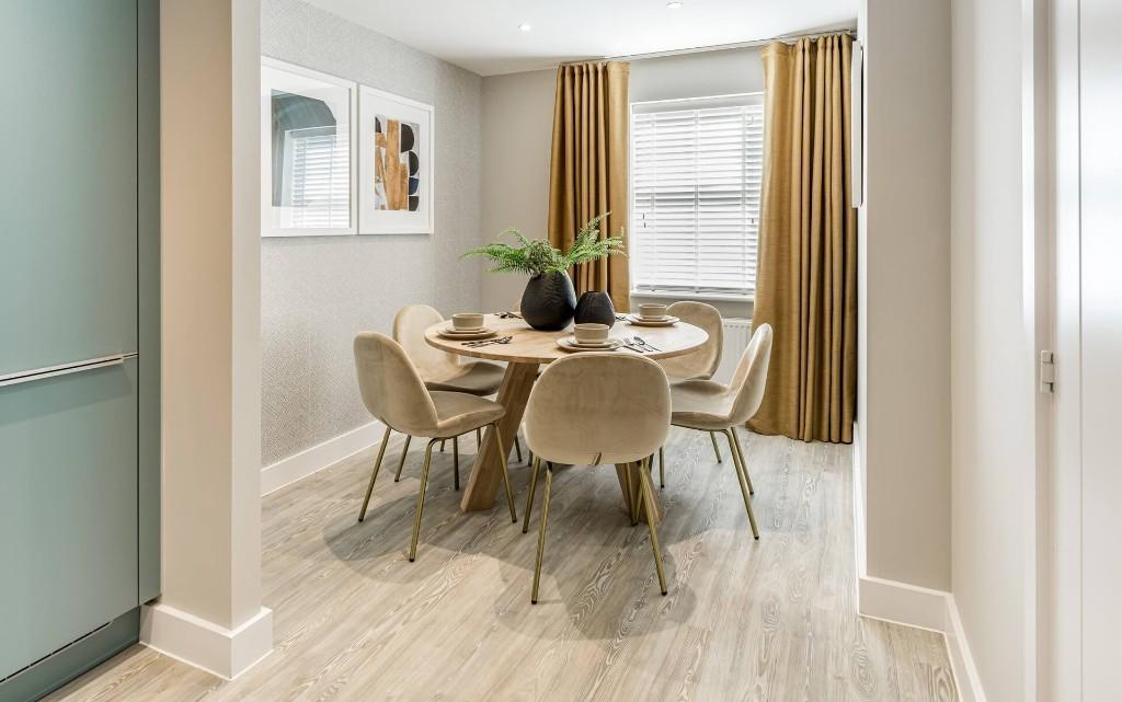Similar Show Home