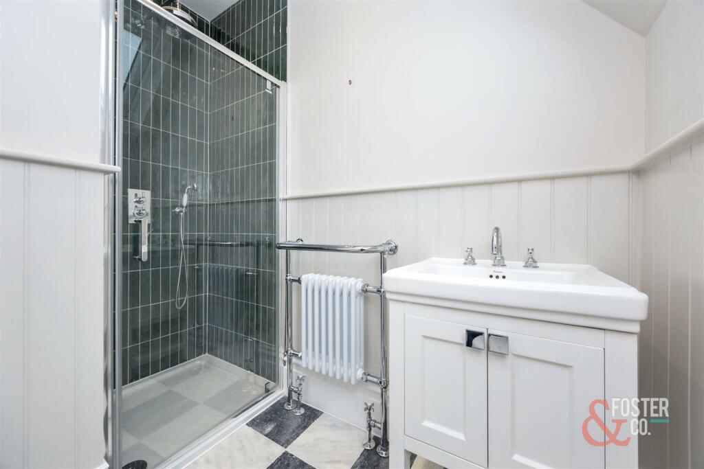 Third Avenue, Flat 11-020.jpg