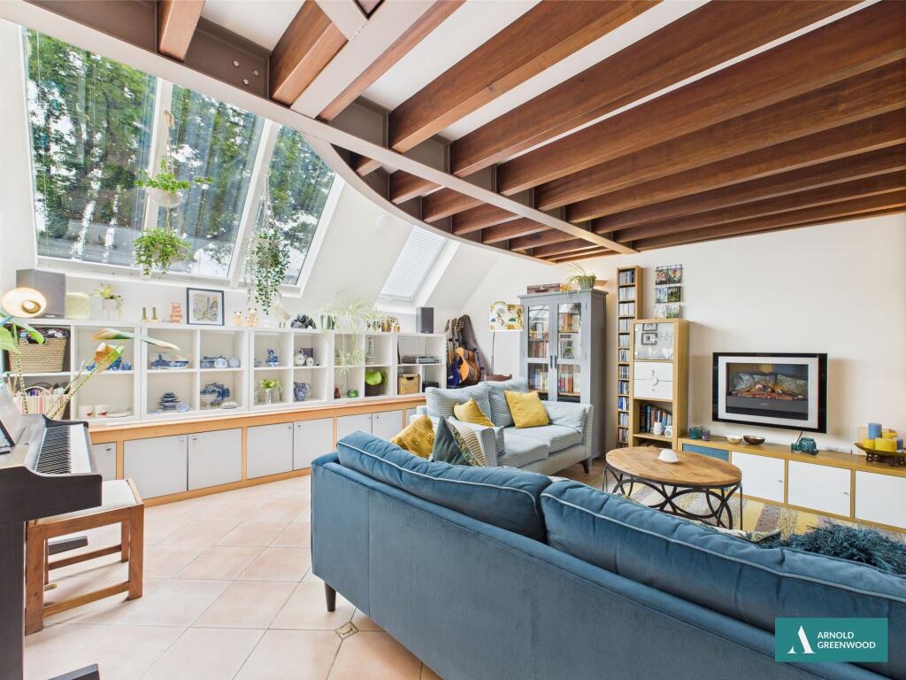 Lounge/dining room/kitchen