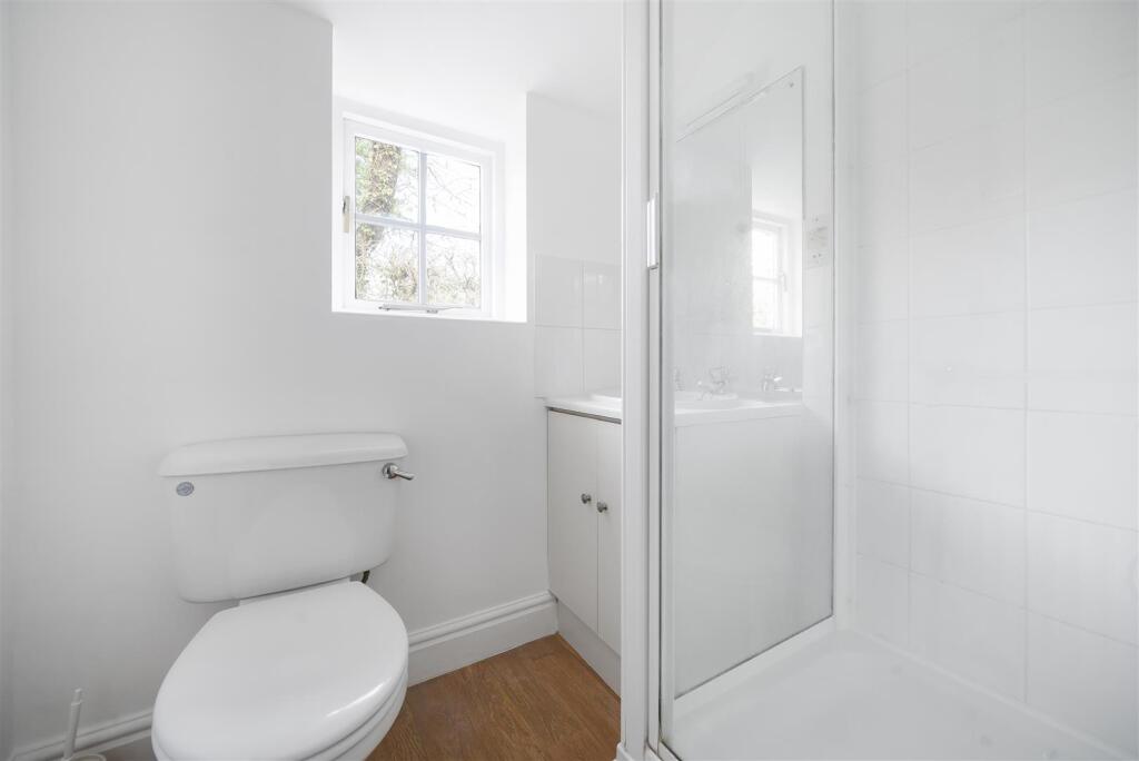 Shower room.jpg