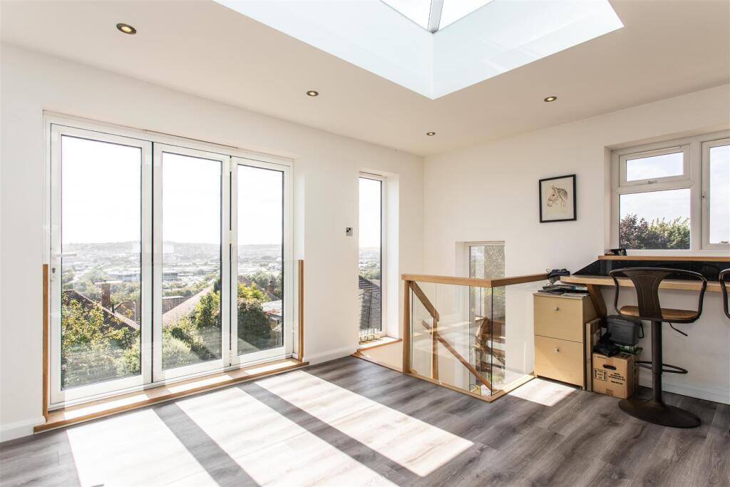 31 Claremont Road-32.jpg