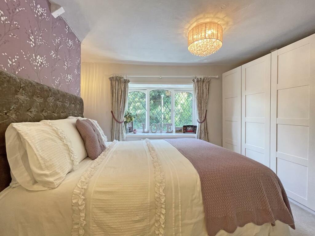 Hollow Hayes 1 NEW Bed 1 Shot 2.jpg