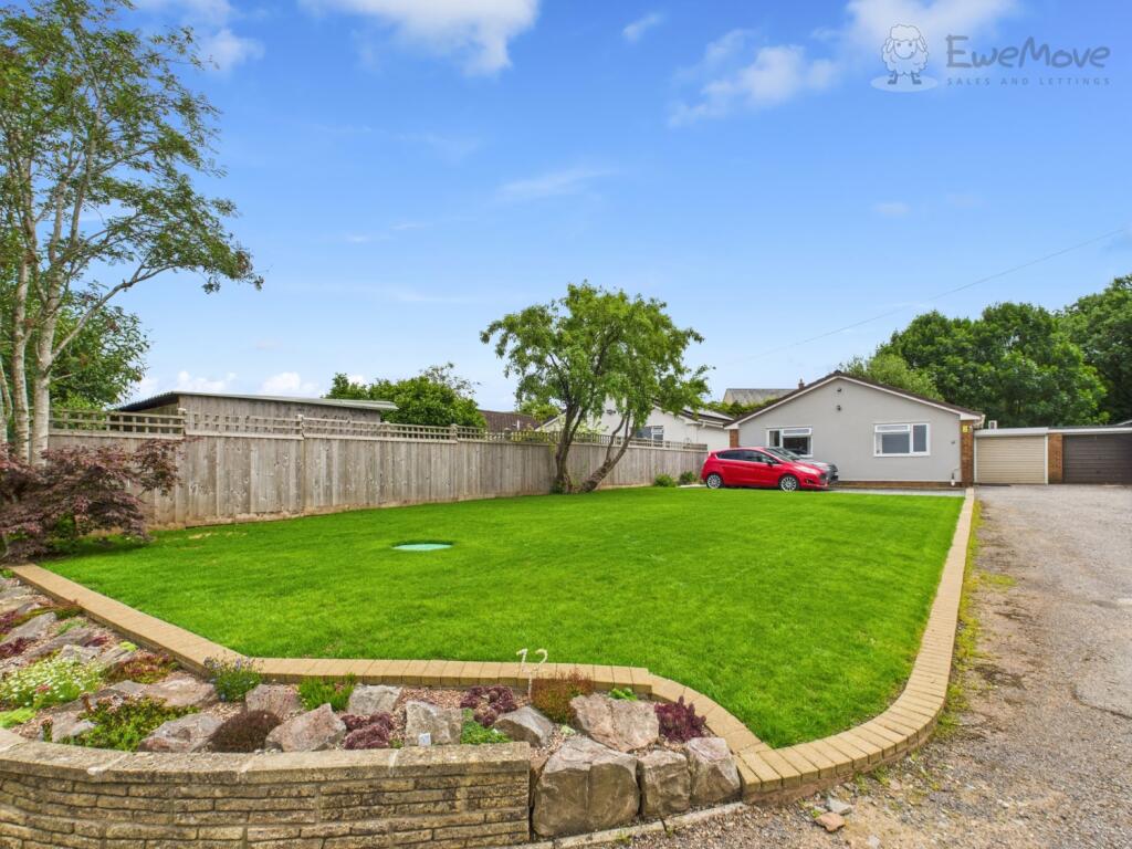 CAM03640G0-PR0049-STILL004