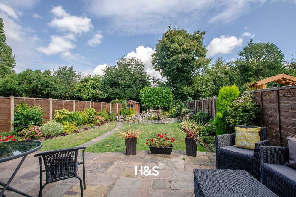 29 Lulworth - rear 1.jpg