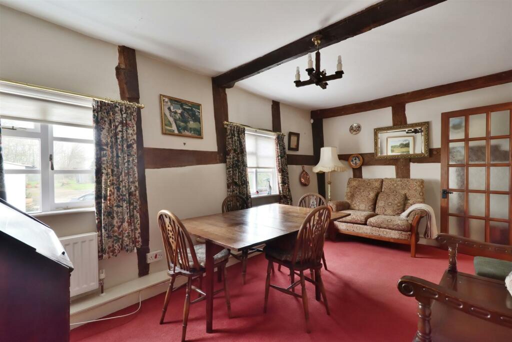 Corner End Cottage Wellington - (39).jpg