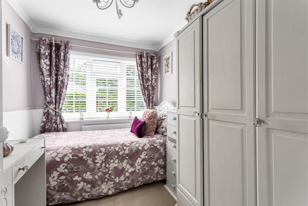 Bedroom 3 Springfield Road.jpg