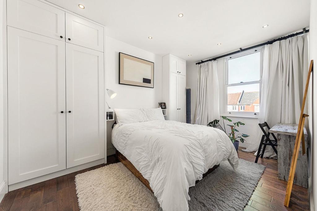 Principal Bedroom.jpg