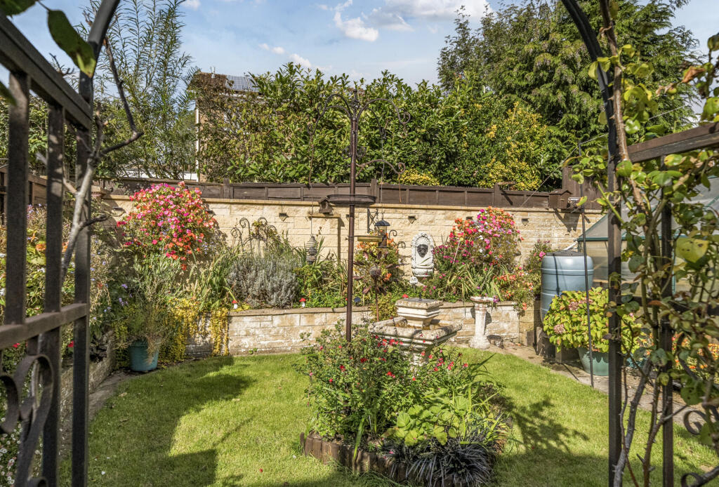 1358784-16-68d413...