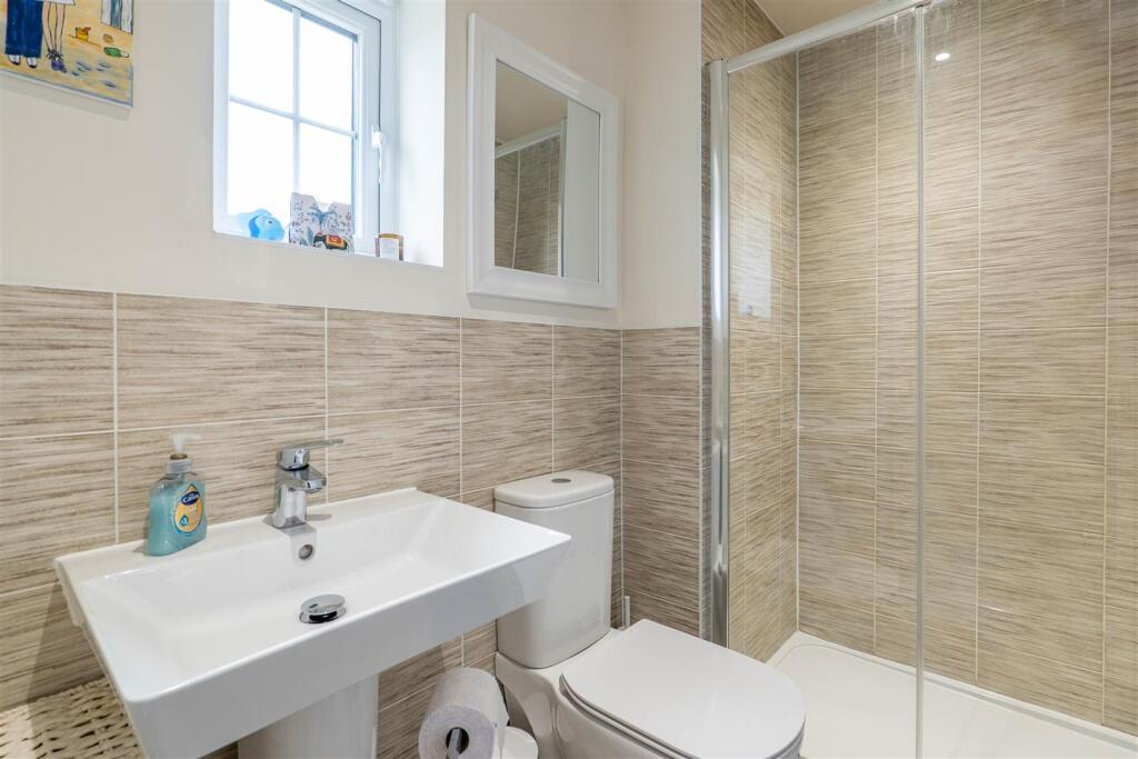 Master Bedroom Ensuite