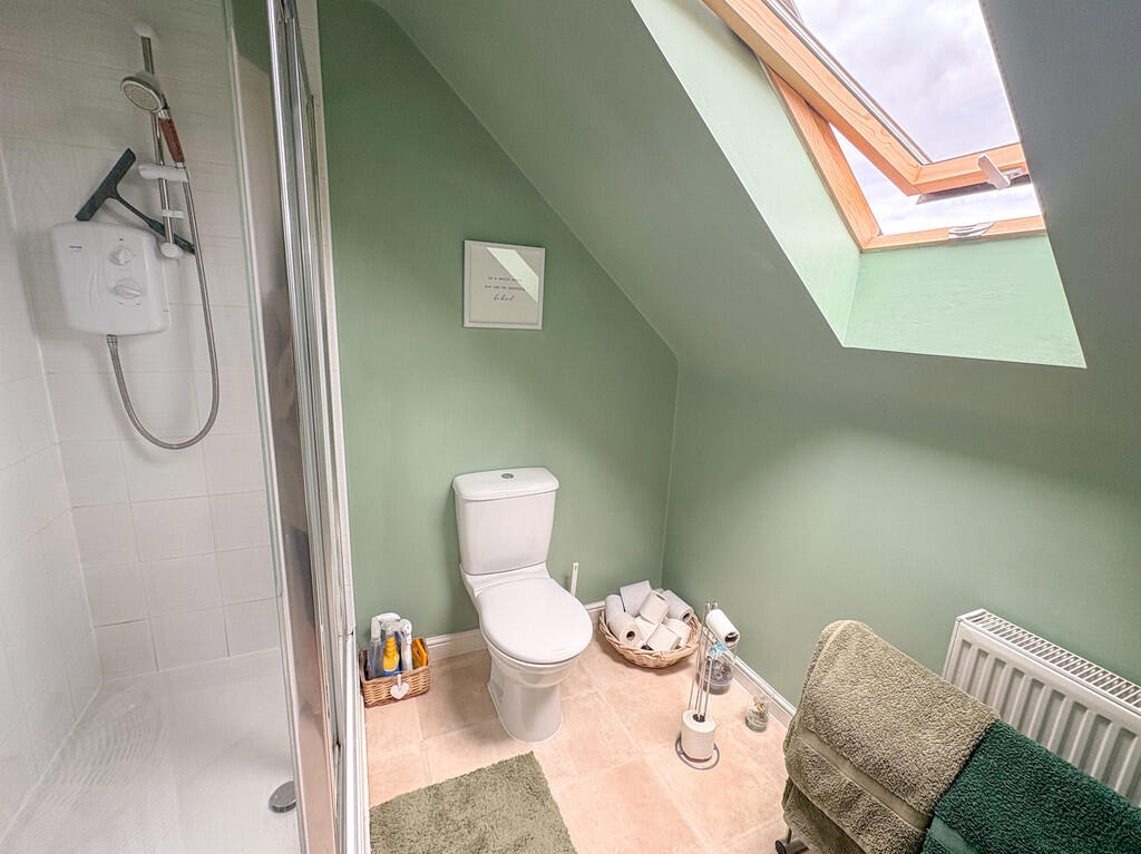 master en-suite 1