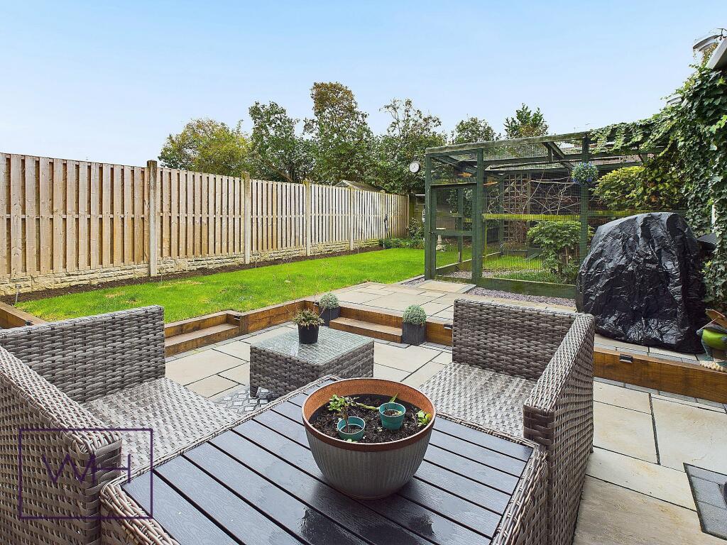 CAM03785G0-PR0153-ST