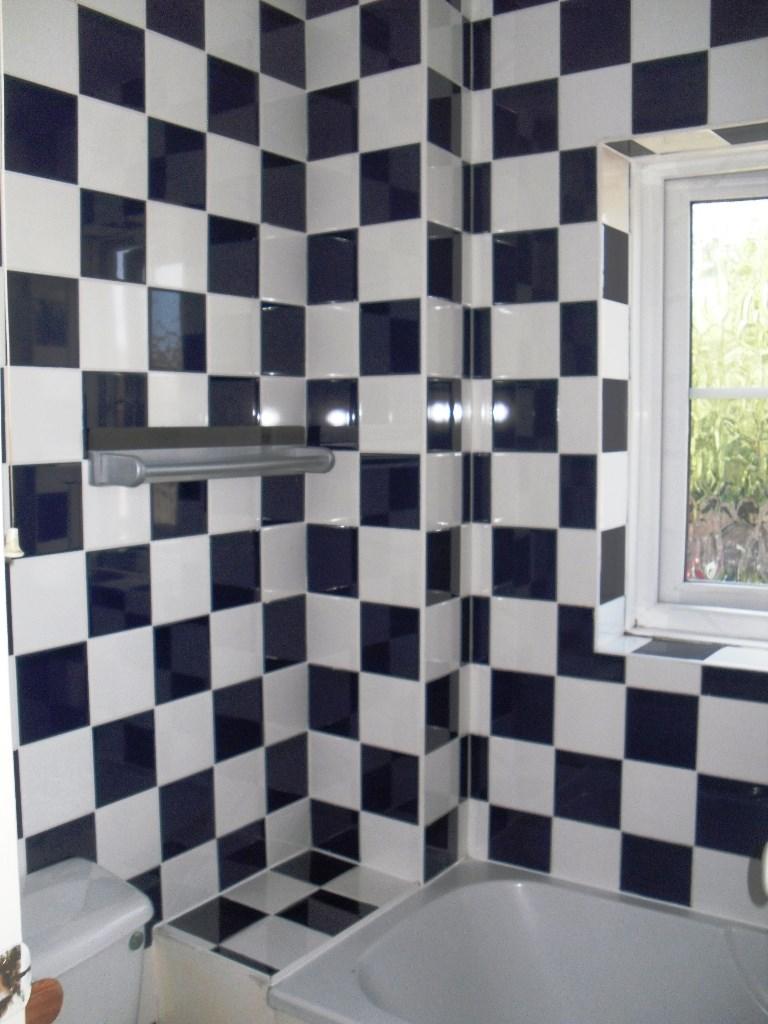 BATHROOM (3)