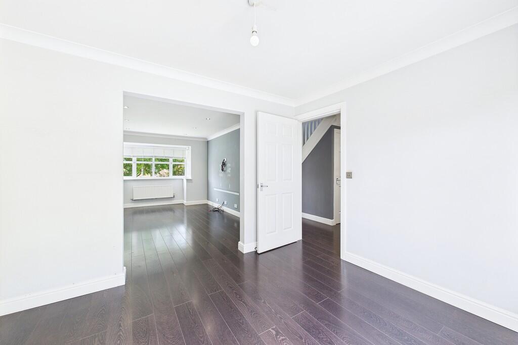 Living/ Dining Ro...