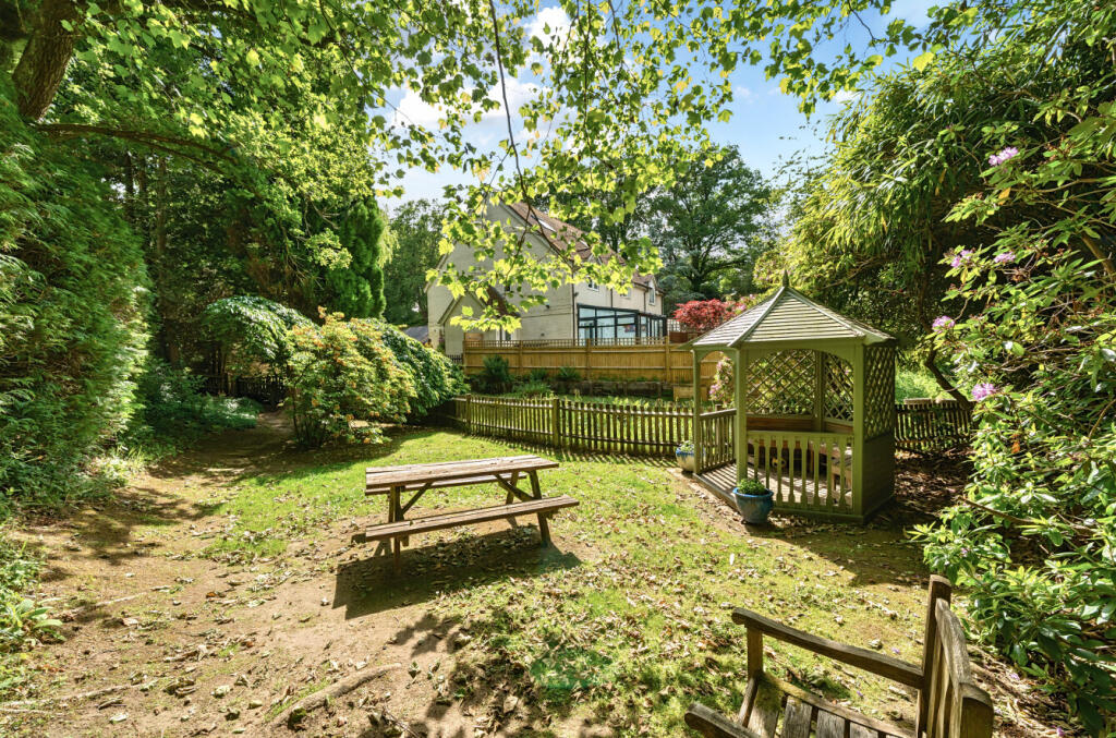 1300686-50-683b1b...