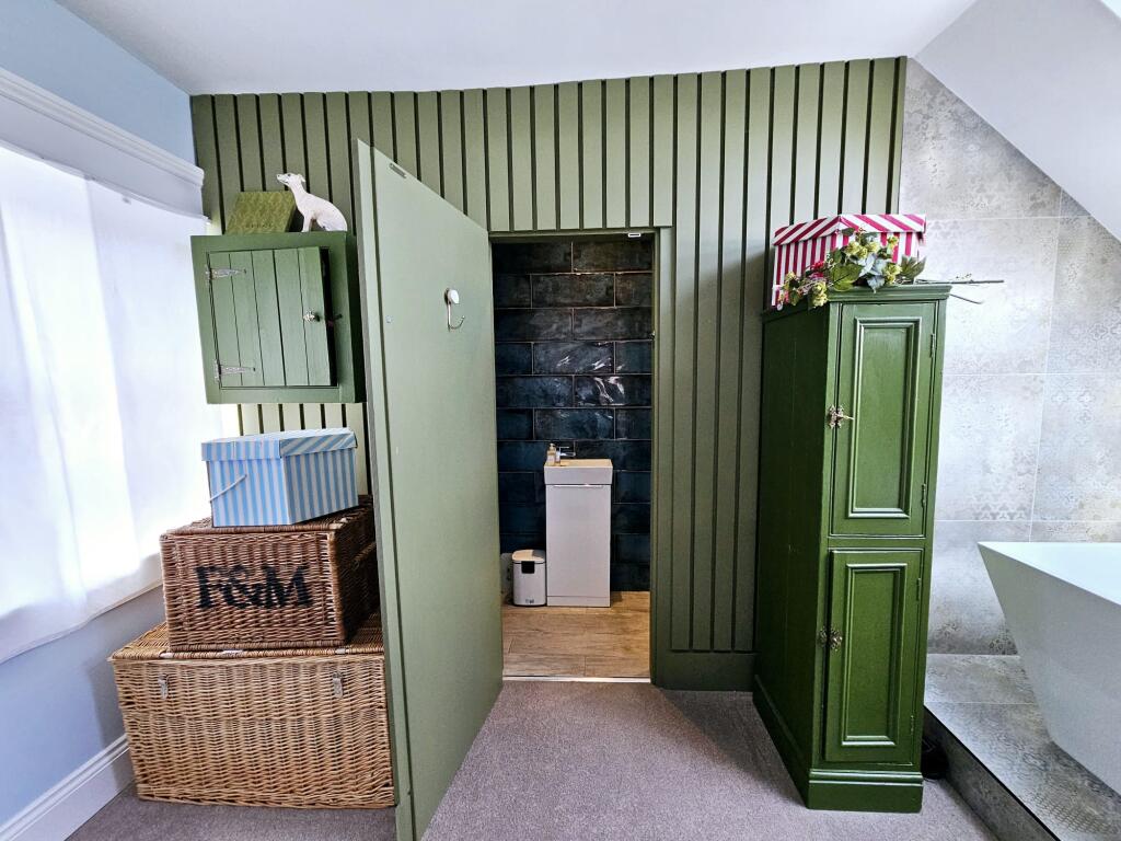 ac502cdc-2c5b-43b1-8a72-469fe83d7888