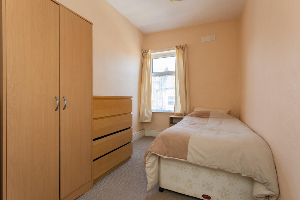 50 Lansdowne Road...