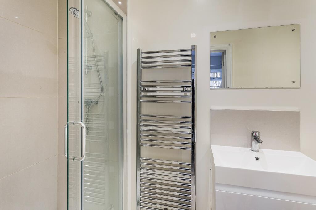 En suite 1.jpg