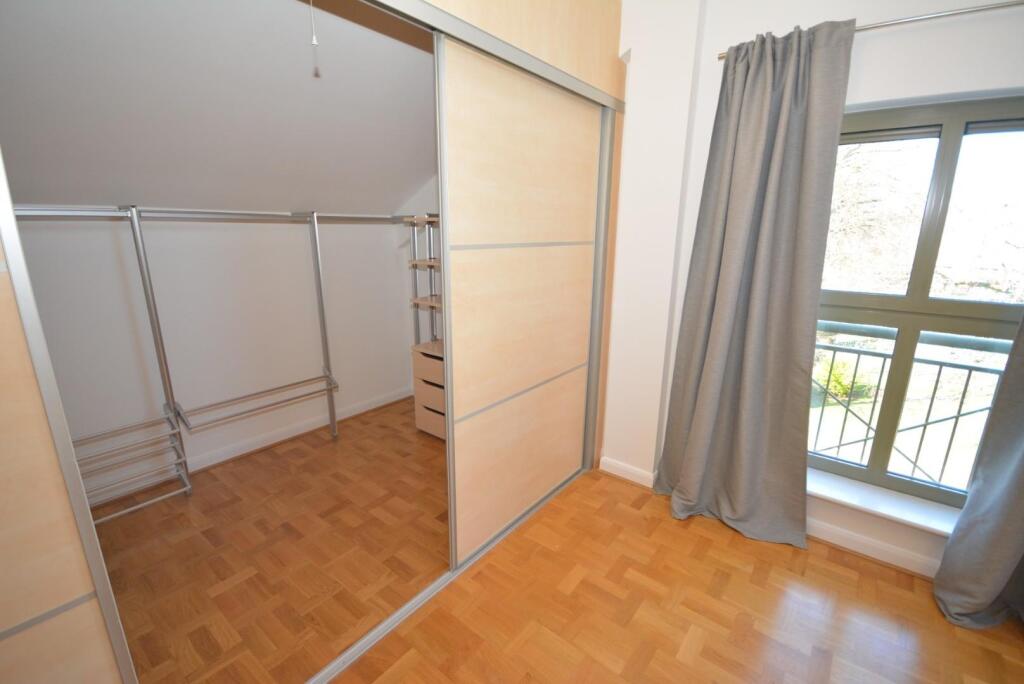 thumbnail_brook house apt 25 wardrobe.jpg