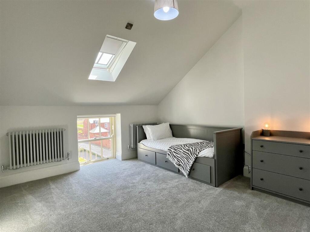 Bedroom 3 (1).jpeg