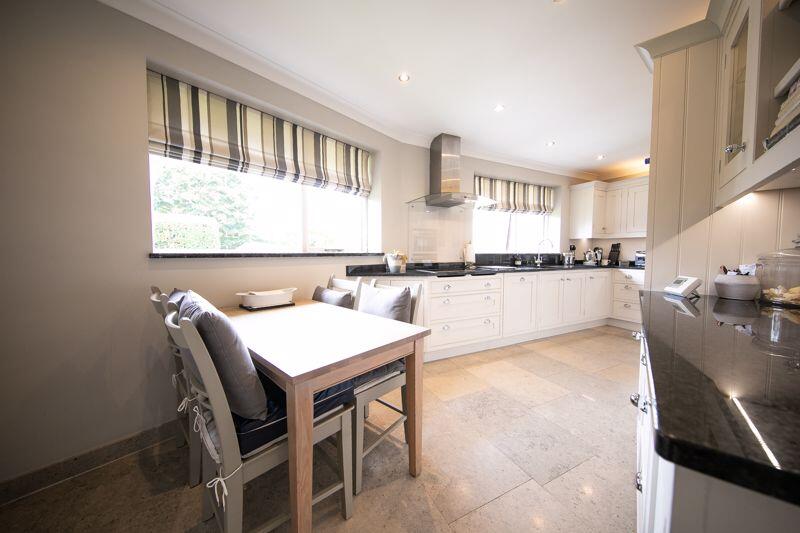 Kitchen and breakfast room