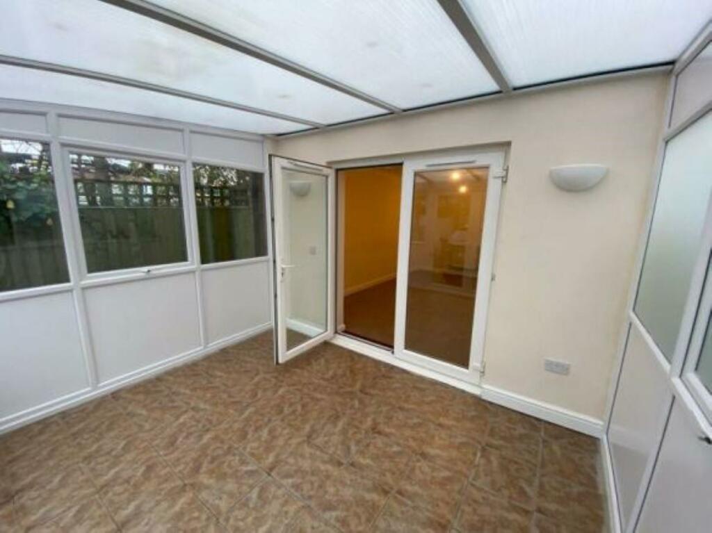 32801_9506004_IMG_02_0000_max_656x437 (Large).jpeg