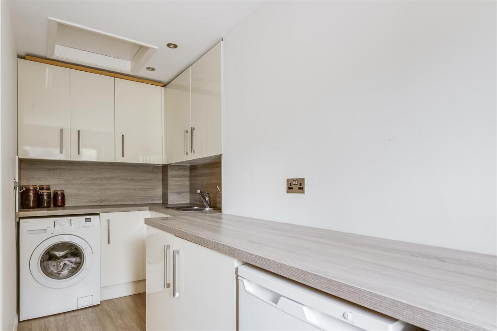 Brandles Road 21-30.jpg