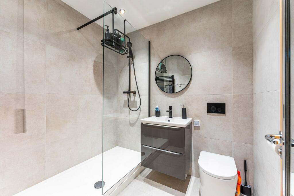 Ensuite
