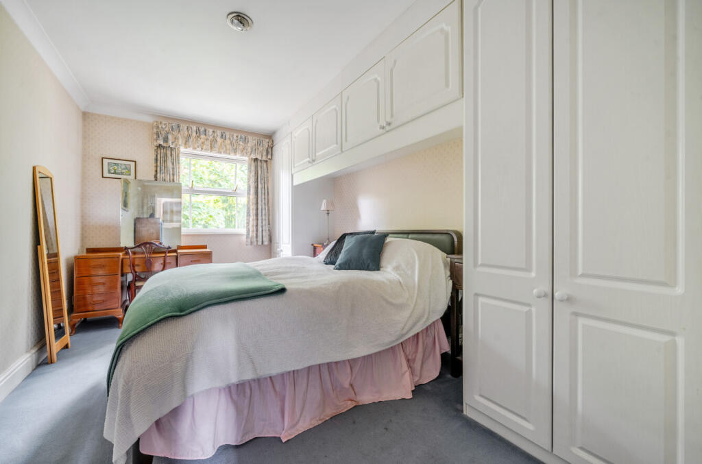 1347276-15-68b83a...