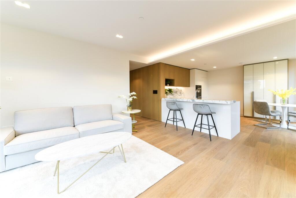 Kitchen/Reception