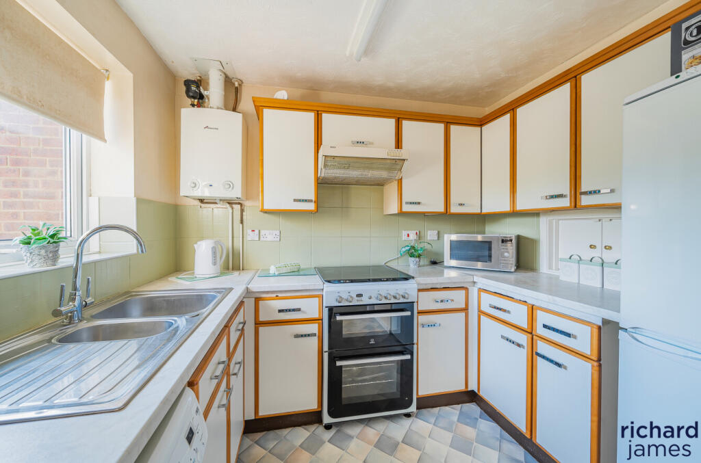 44d67037f6e9446cb312c8b96bab9ff6