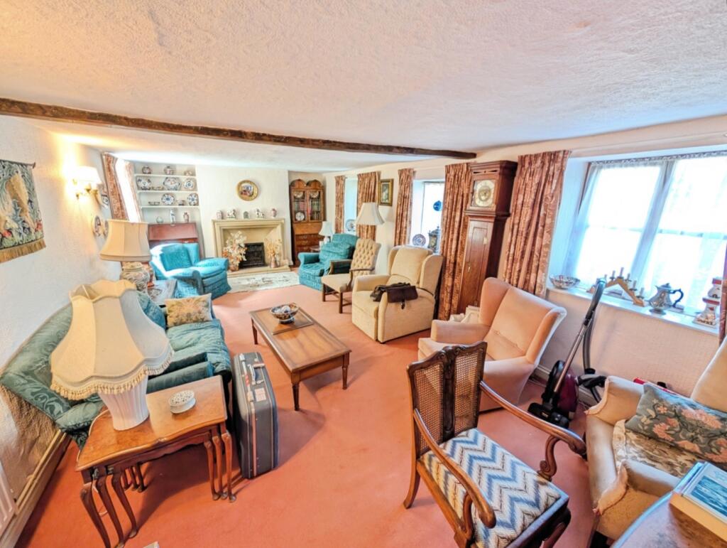 pbox-living_room-322449.jpg