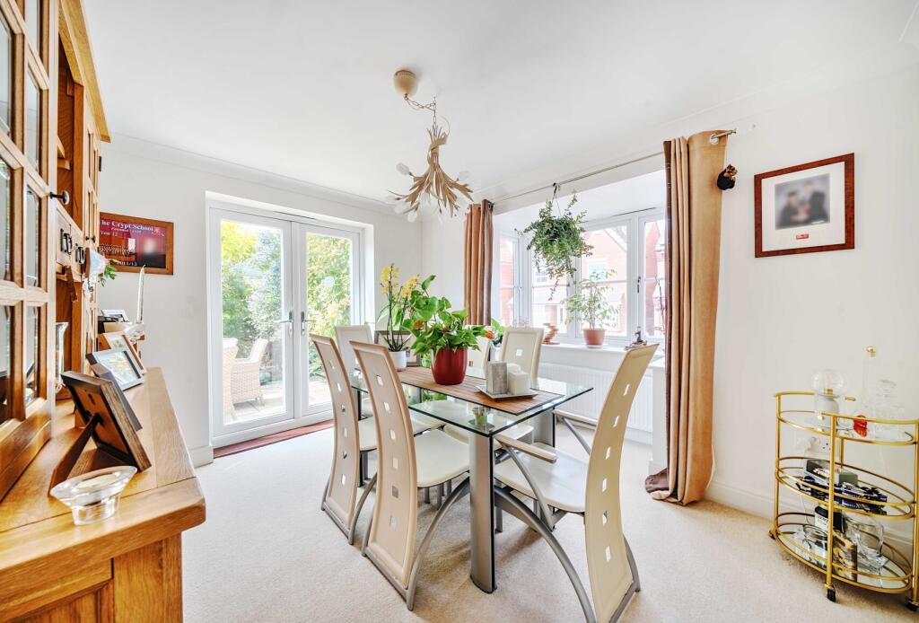 1297395-39-683066...