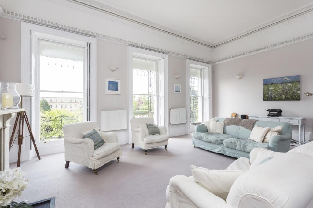 6 suffolk Square ...