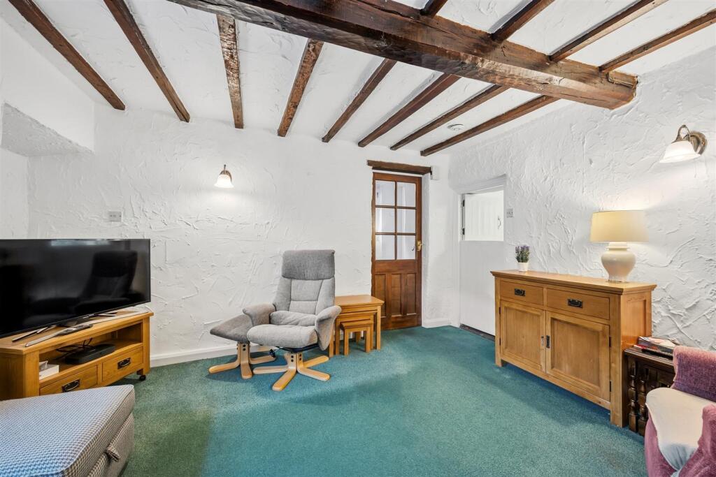 Saxton Mee Charnwood 0022.jpg