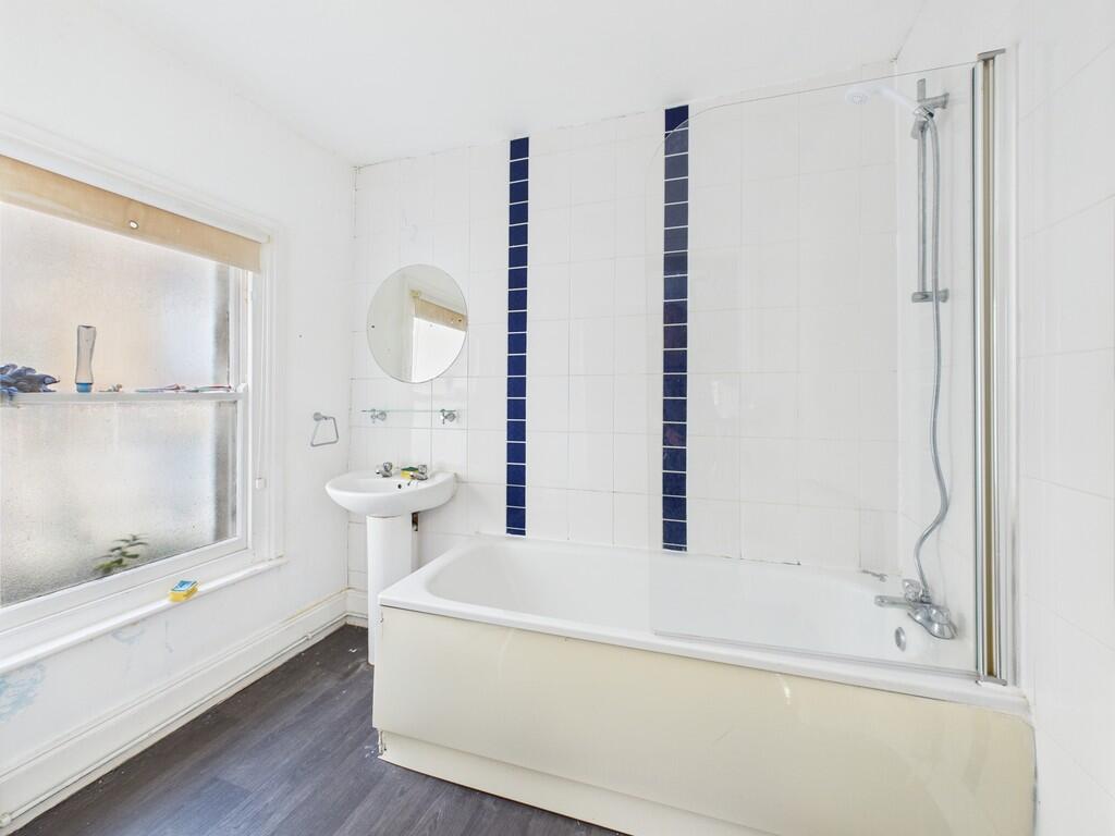 CAM03974G0-PR0188...