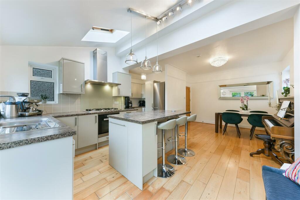 Open Plan Kitchen/Dining Room