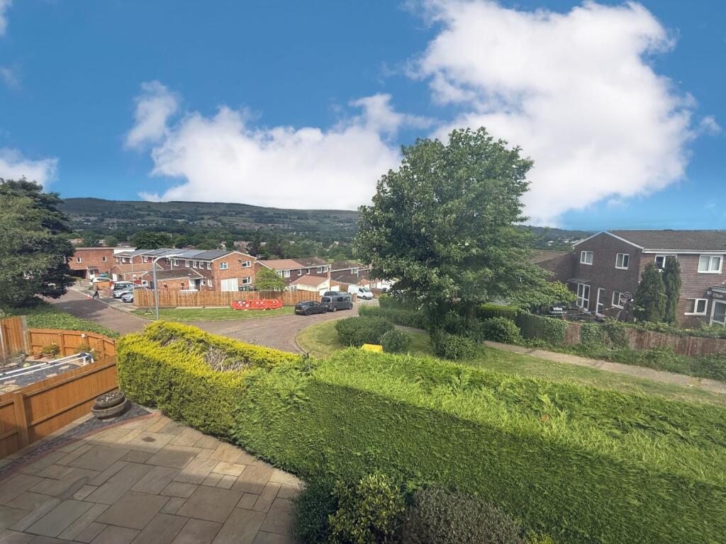 B754DB1B-5C68-4003-A859-05EE7F89BDB4