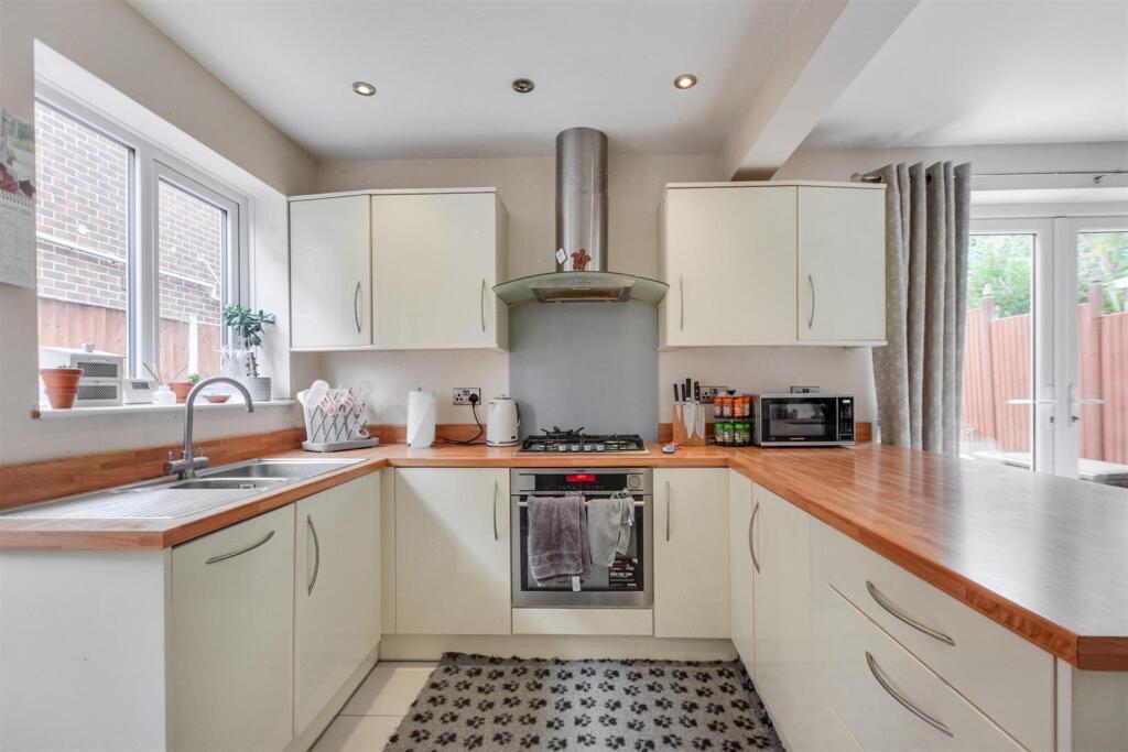 Kitchen Diner_1.jpeg