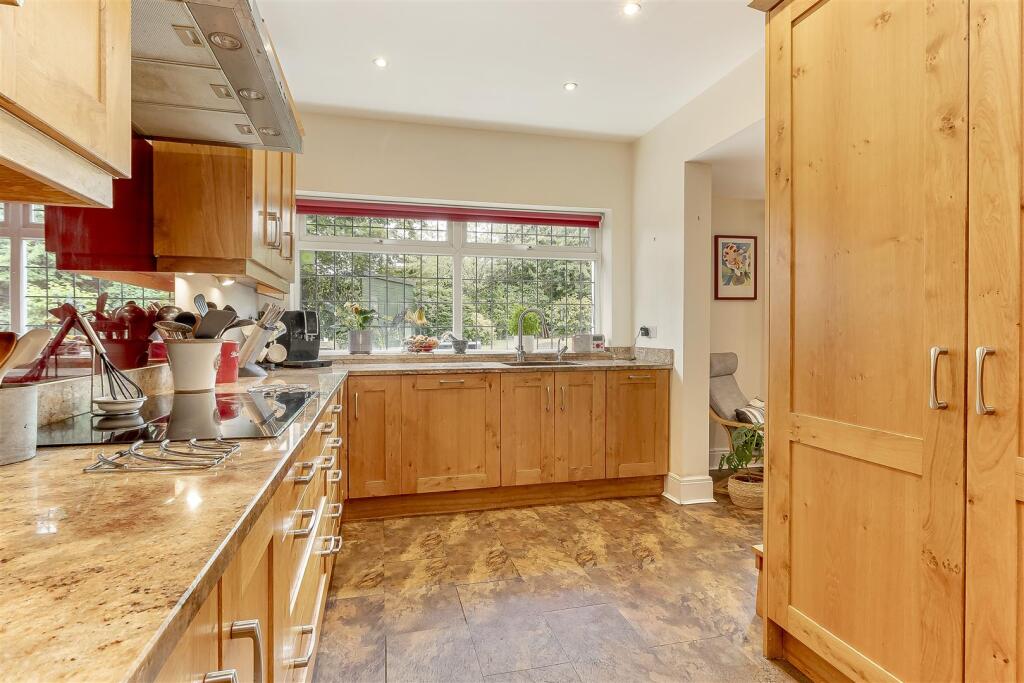 Living Dining Kitchen - G.jpg