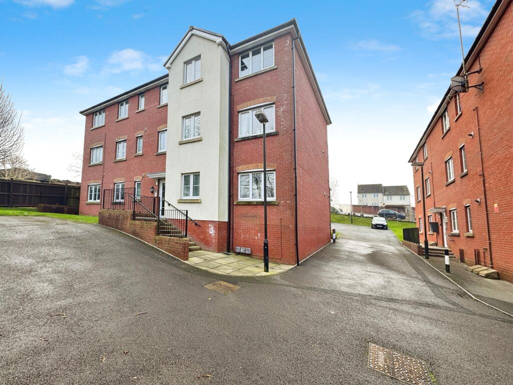 Skylark Road, North Cornelly, Bridgend