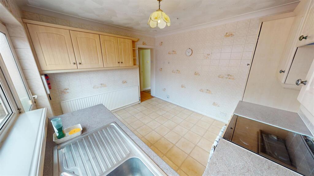 Hyacinth Close Kitchen