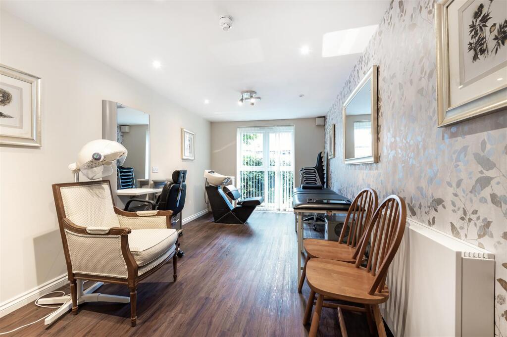NEW Owners Wellbeing Suite.jpg