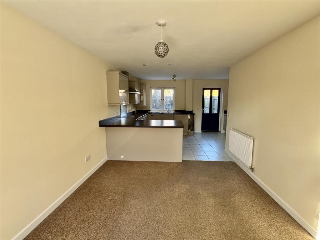 Kitchen/Diner/Lounge