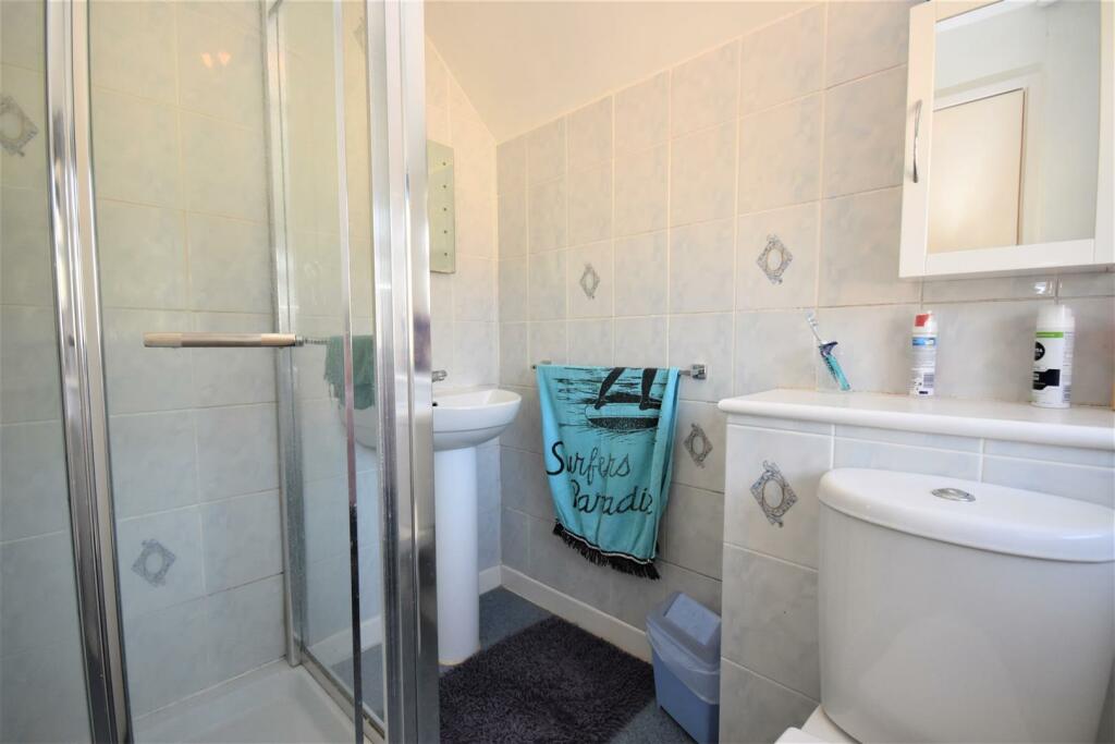 Shower Room.jpg